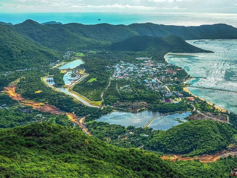 Huyện Côn Đảo là huyện đảo duy nhất của tình BRVT.